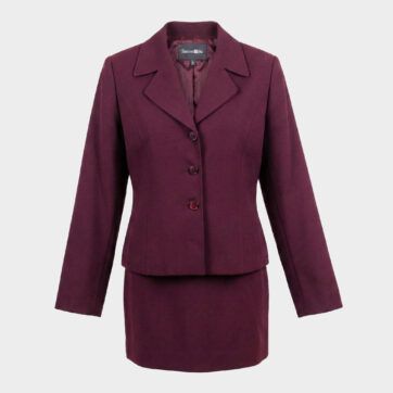 Traje chaqueta y falda