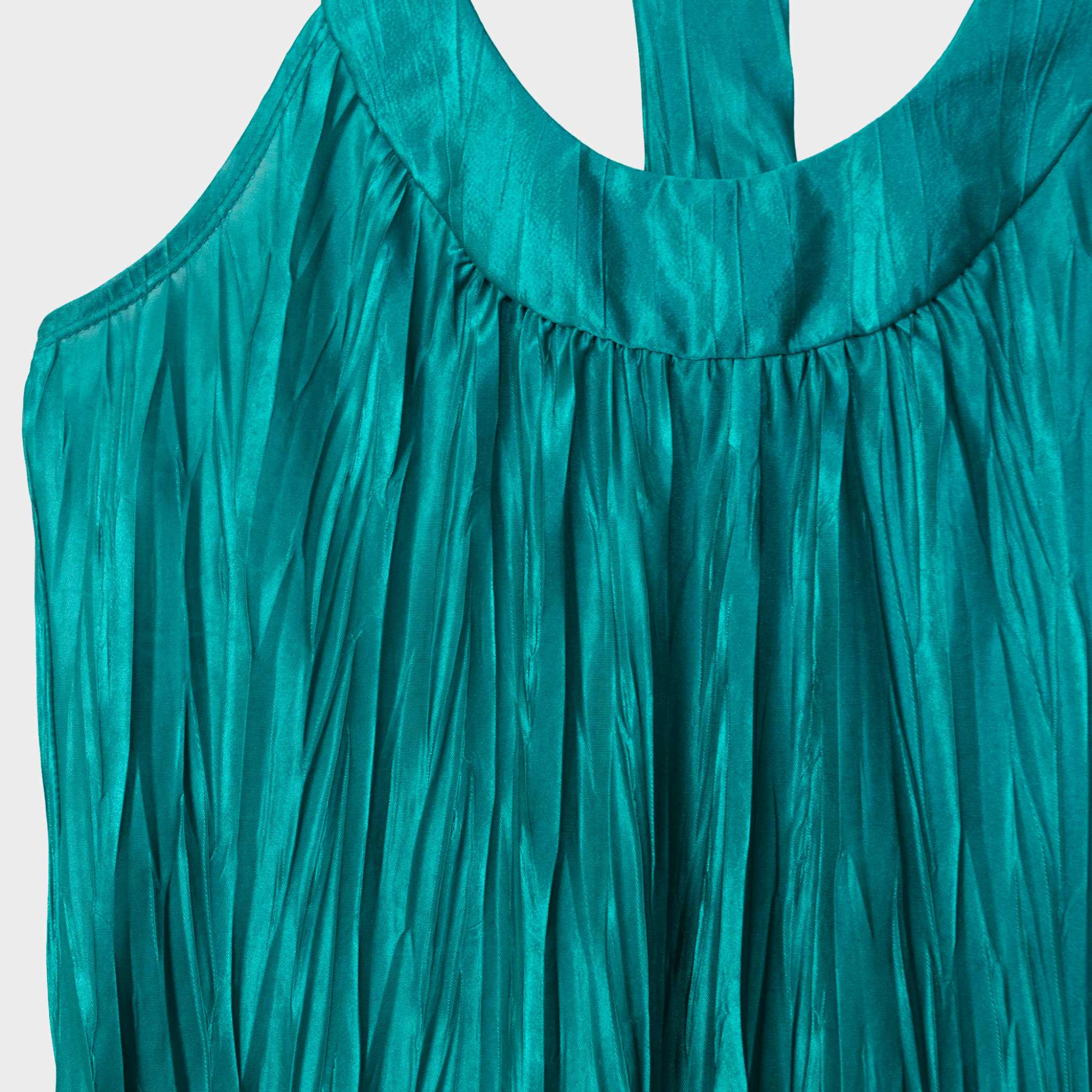 Blusa plisada en satín | Byer California - Imagen 3