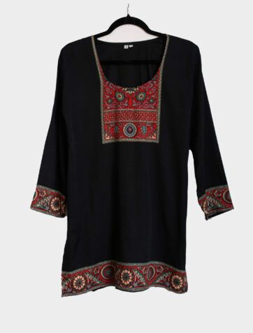 Blusa estampado guardas